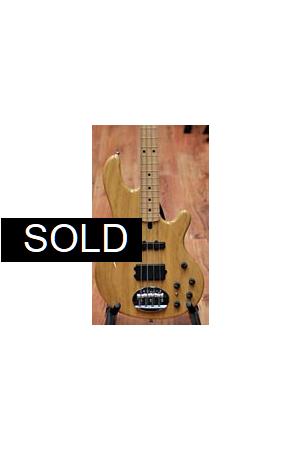 Lakland Skyline 44-02 Nat Lakland Skyline 44-02 Nat